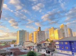 Pé na areia praia da Guilhermina II